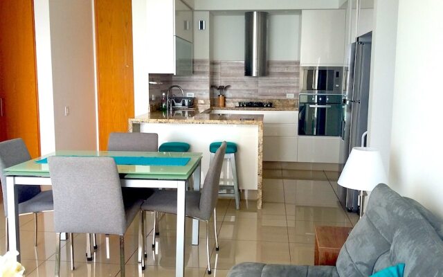 H2 LUXURY 3 Bedroom Apartment
