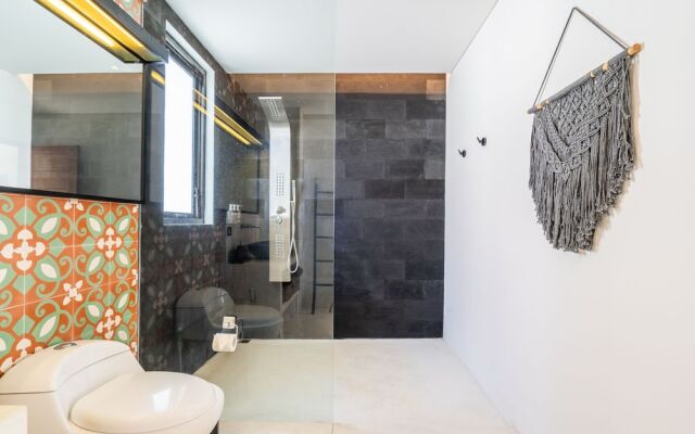 Casa Bella Villa by Betterplace