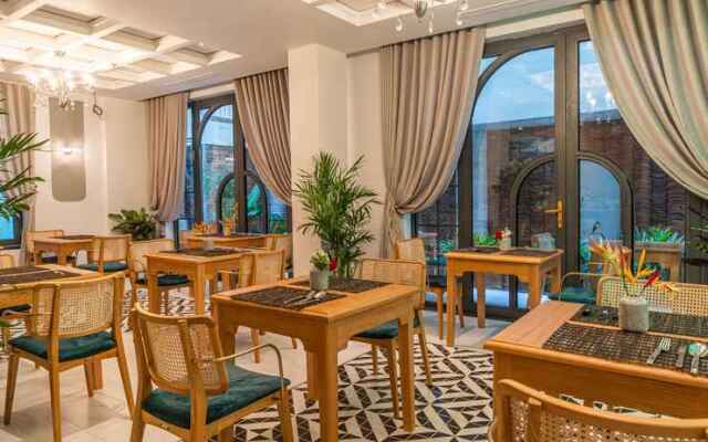 Free Airport - MISAKI AIRPORT HOTEL by SAZI