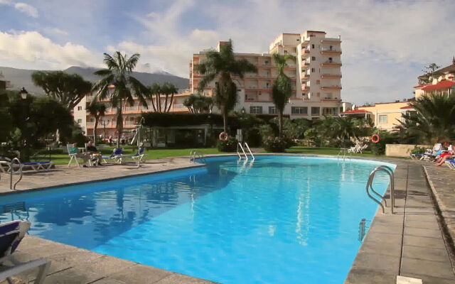 Elegance Miramar Hotel
