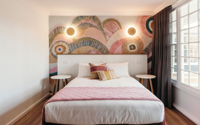 Nelson Palms Motel – Guest Rooms – Nelson Bay