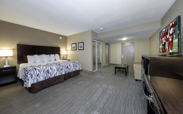 Red Roof Inn & Suites Newburgh – Stewart Airport/ West Point