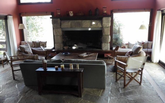 House With 6 Bedrooms in San Carlos de Bariloche, With Wonderful Mount