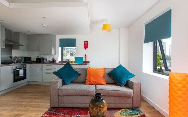 Kew Bridge Apartments (Peymans)