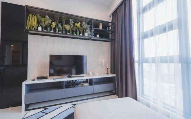 The Robertson by White Forest Suites