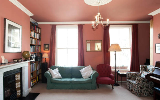 Veeve  3 Bed House On Oakley Road East London