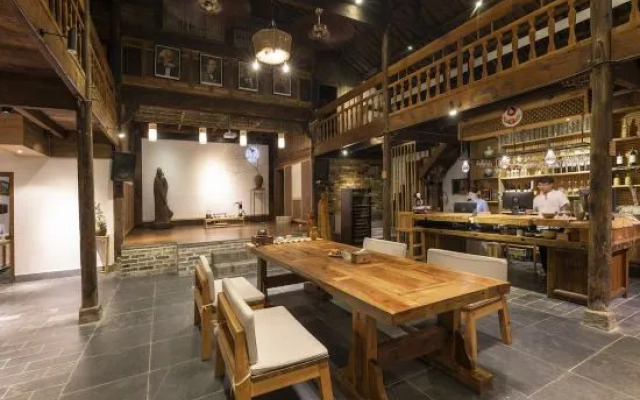 East Garden Boutique Hotel