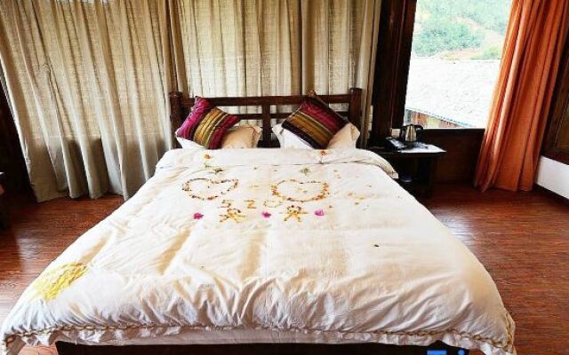 Theme Lovertree Holiday House