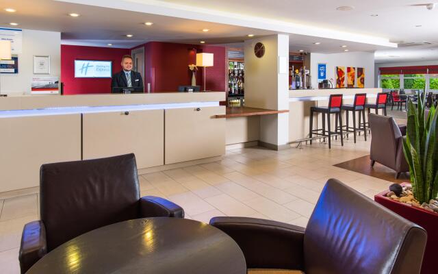Holiday Inn Express East Midlands Airport by IHG