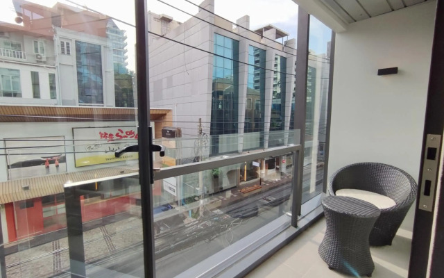 ashley hotel bkk