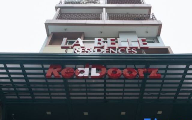 RedDoorz Plus @ La Belle Residences Makati City