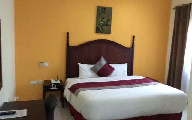 African Hill Hotel & Resort