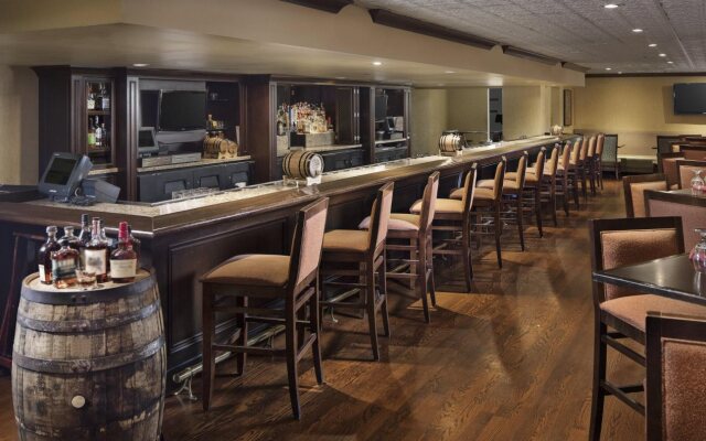 Crowne Plaza Louisville Airport Expo Ctr by IHG