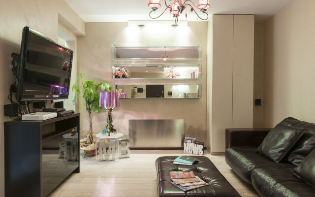 Milan Royal Suites & Luxury Apartments
