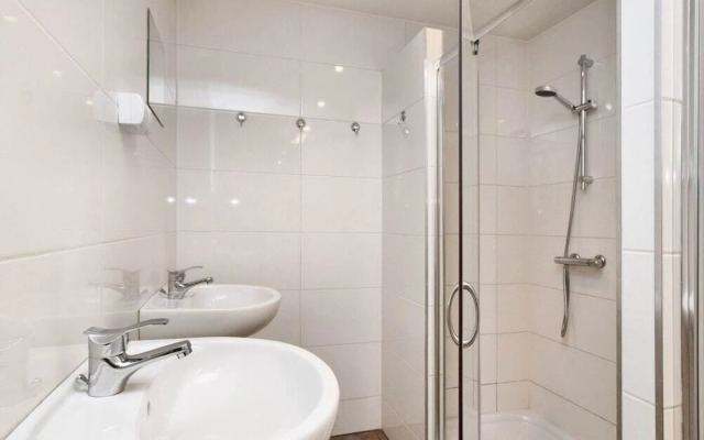 Lavish Holiday Home in Durbuy with Sauna