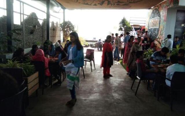 Hotel Swathi