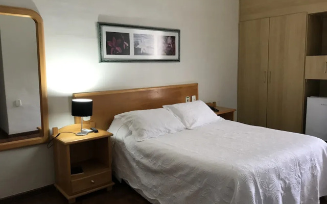 Hotel Verdes Mares