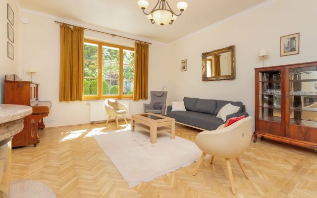 Spacious Sopot Apartment by Renters