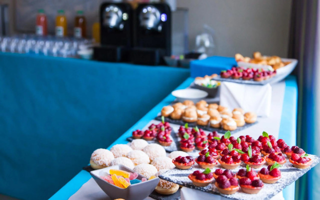 Golden Tulip Villepinte Roissy — Parc Des Expositions Hotel