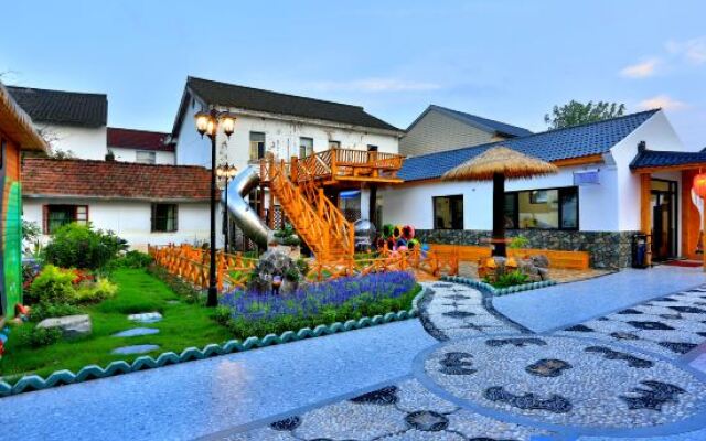 Chuxin Moshe Designer Hostel