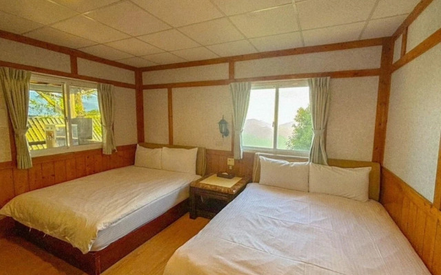 Zusin Shin Garden Hotel