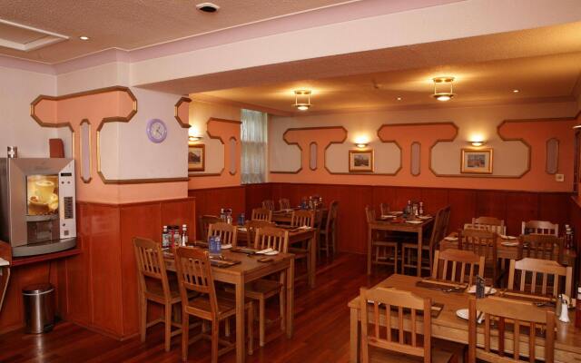 Charing Cross Hotel