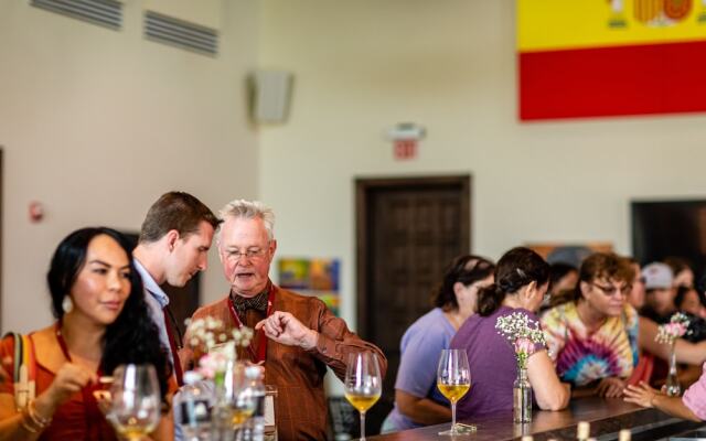 Europa Village Wineries & Resort