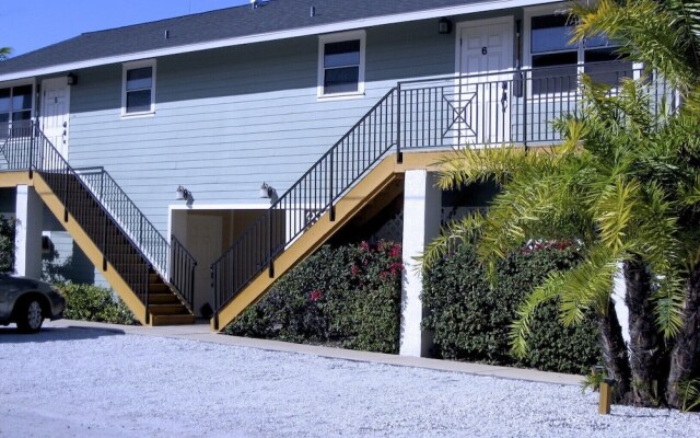 The Anna Maria Island Beach Paradise 10 - Studio condo by RedAwning