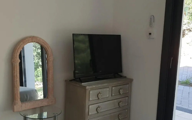 Villa in Lorgues With Private Pool