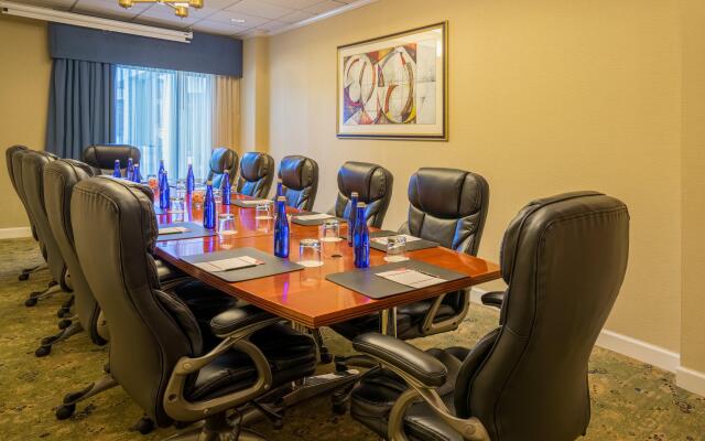 Crowne Plaza Dulles Airport by IHG
