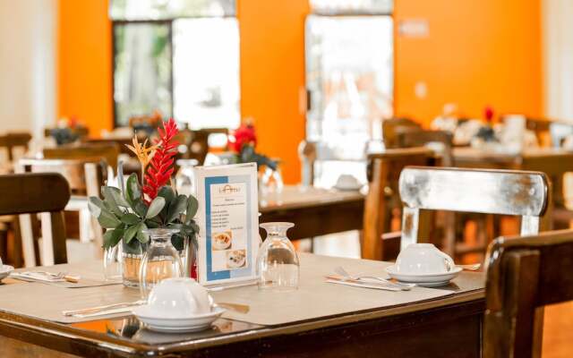 Hotel y Restaurante El Arco