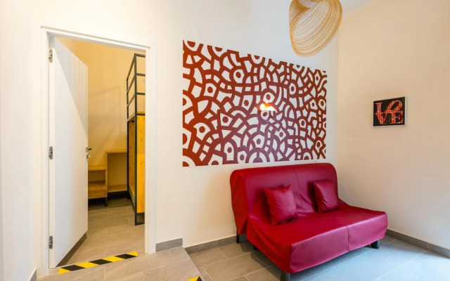 Central Station Housing - Apartment 2 by Wonderful Italy