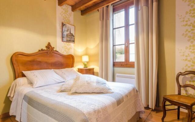 Gîte Laubressel, 4 pièces, 8 personnes - FR-1-543-176