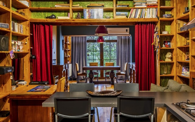 Cozy Flat with Backyard 600 m to Moda Coastal Park