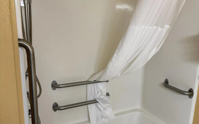 Quality Inn Manitowoc