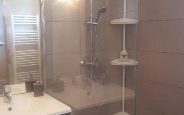 3 pièces à Cannes Croix des Gardes