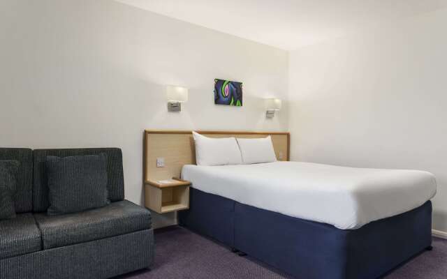 Days Inn by Wyndham Bridgend Cardiff M4