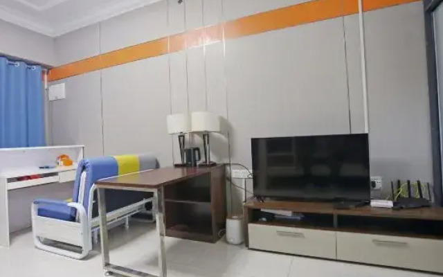 Guilin Qingqin Run Bar Youth Hostel