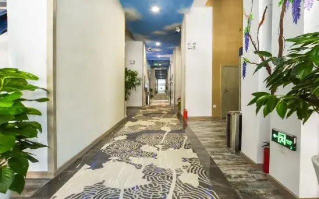 Fiada Hotel (Nanjing University of Technology)