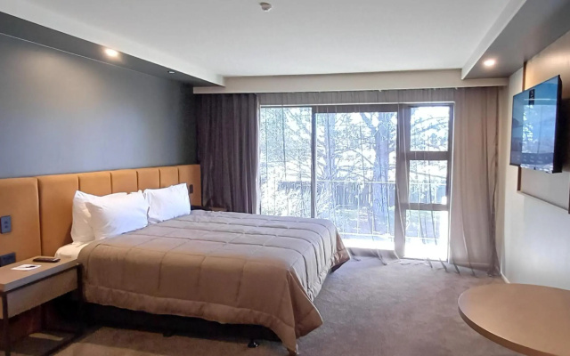 Distinction Mackenzie Country Hotel – Guest Rooms – Twizel