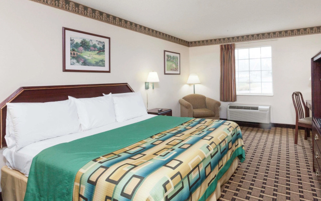 Days Inn And Suites Huntsville (Al)