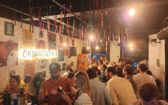 Oh Madalena Hostel
