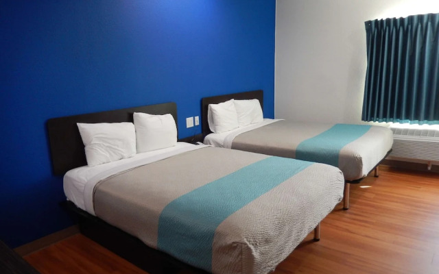 Stay Inn & Suites