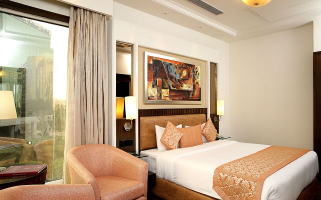 Inde Vista Woods Signature Tower