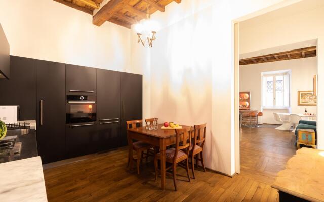 Chic And Style In Historical Via Giulia