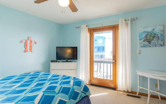 StingWray Cove by Oak Island Accommodations