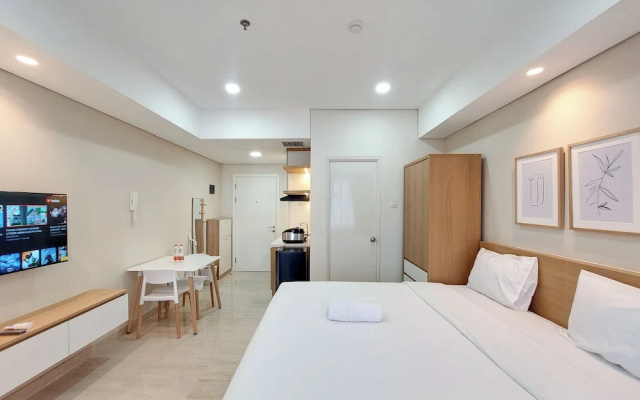 Good Deal and Strategic Studio at Podomoro City Deli Medan Apartment – Guest Rooms – Medan