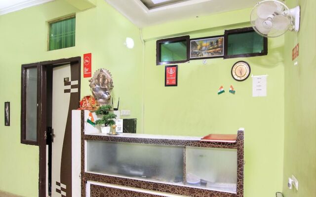 OYO 8243 Climat Inn