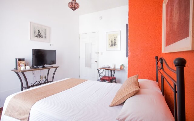 Pórtico Hotel & Galería