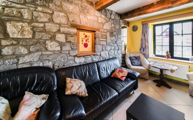 Modern Cottage in Rochefort with Private Garden